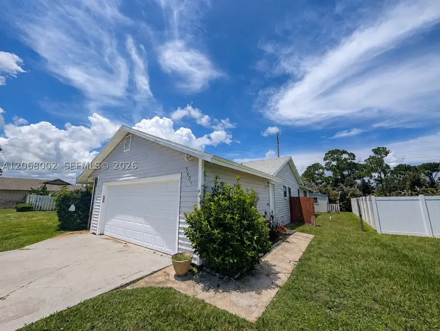 5601 Paleo Pines Cir, Fort Pierce, FL 34951 - #3
