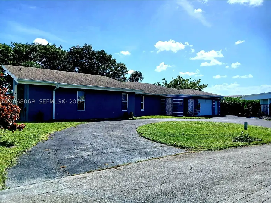 5710 Melaleuca Dr, Tamarac, FL 33319 - #3