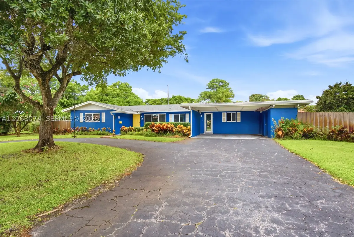 341 SW 54th Ave, Plantation, FL 33317 - #1
