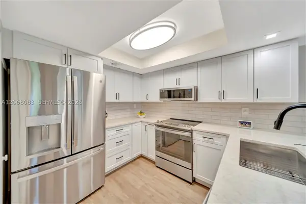 12455 SW 93rd Ter #403T, Miami, FL 33186