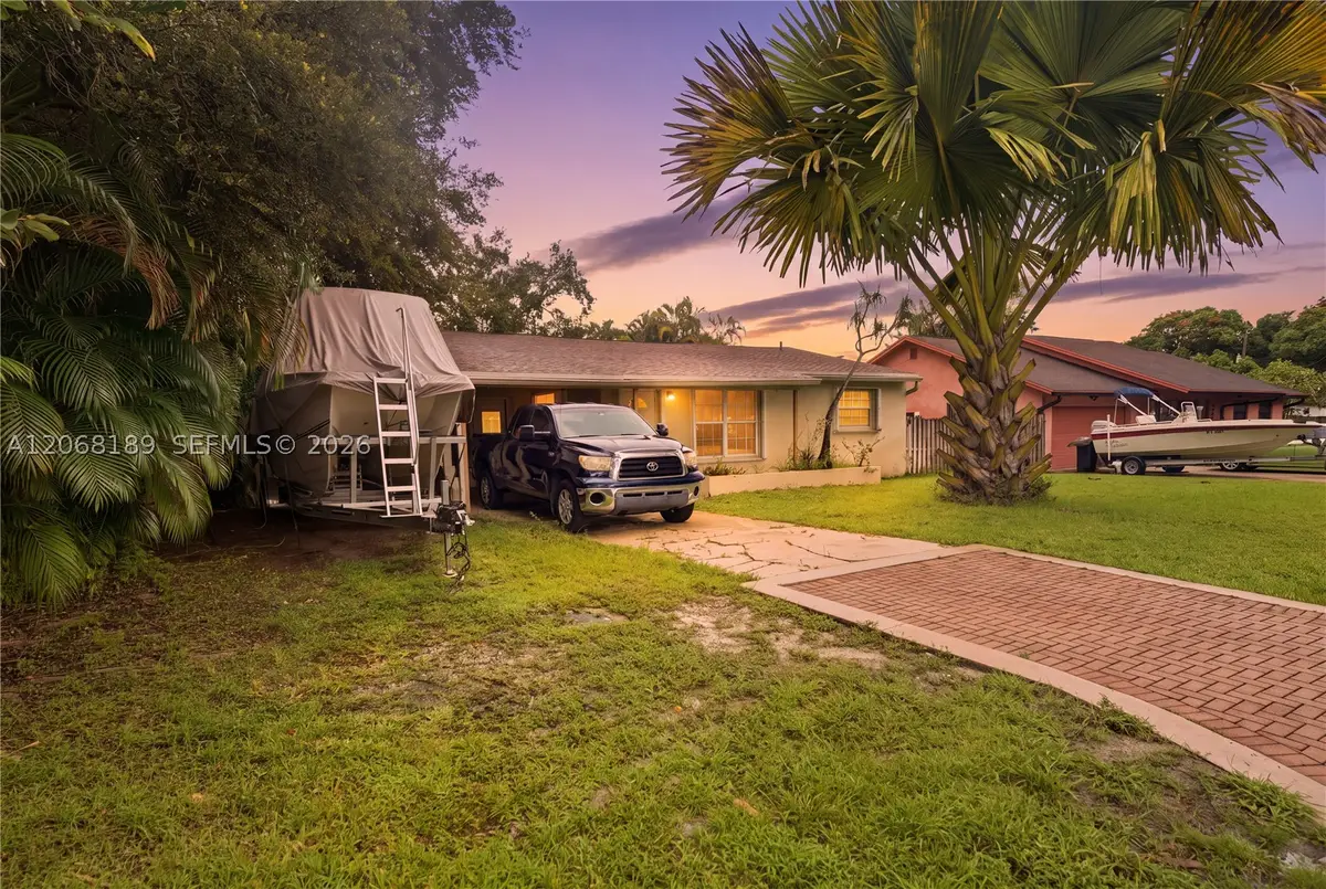 5190 SW 28th Ter, Dania Beach, FL 33312 - #1