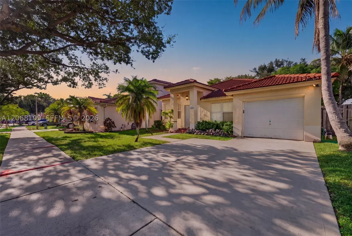 13976 S Cypress Cove Cir, Davie, FL 33325 - #1
