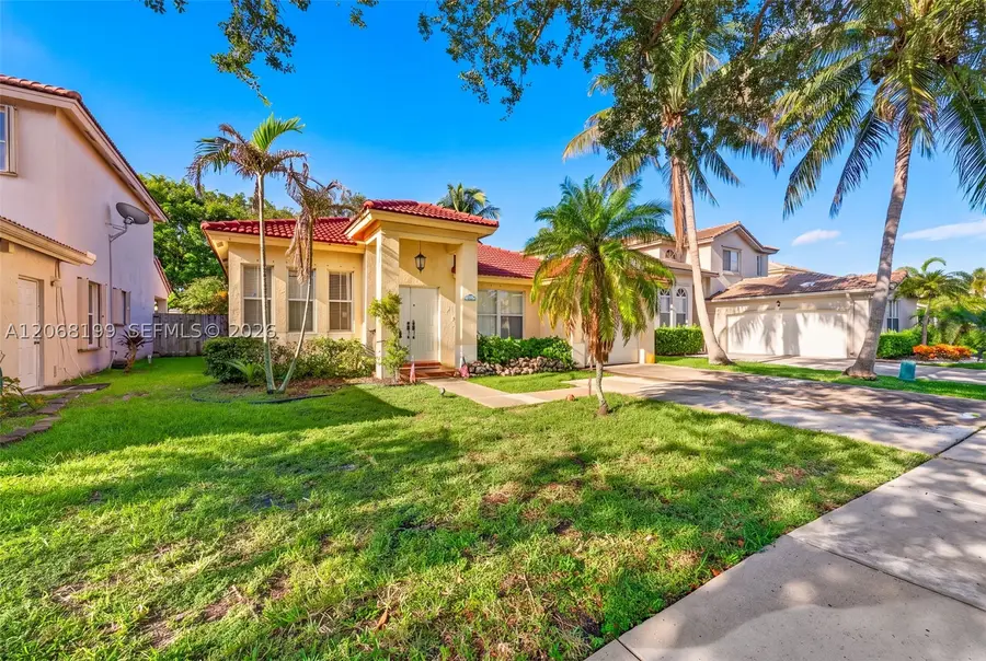 13976 S Cypress Cove Cir, Davie, FL 33325 - #3