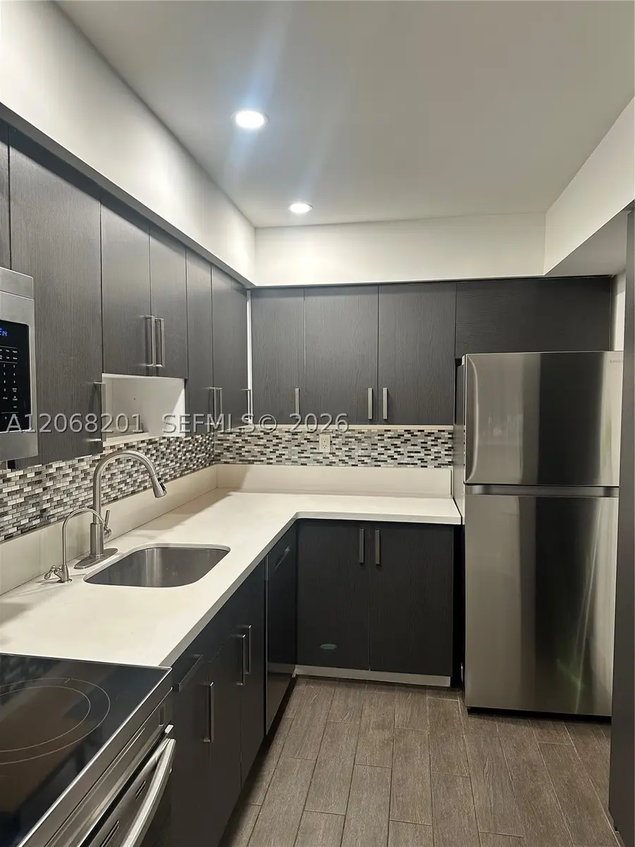 9449 SW 76th St #T5, Miami, FL 33173 - #2