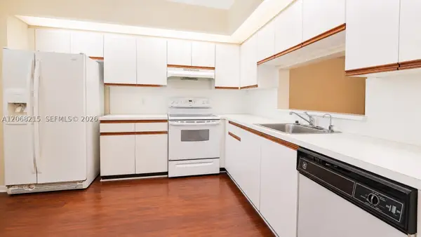 700 SW 128th Ave #209C, Pembroke Pines, FL 33027