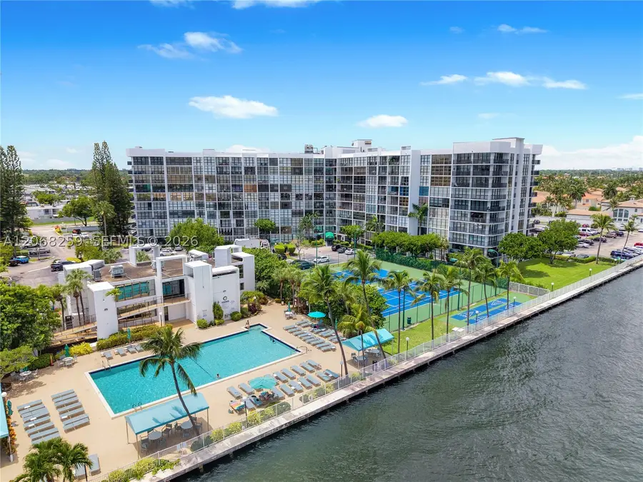 1000 Parkview Dr #1007, Hallandale Beach, FL 33009 - #3