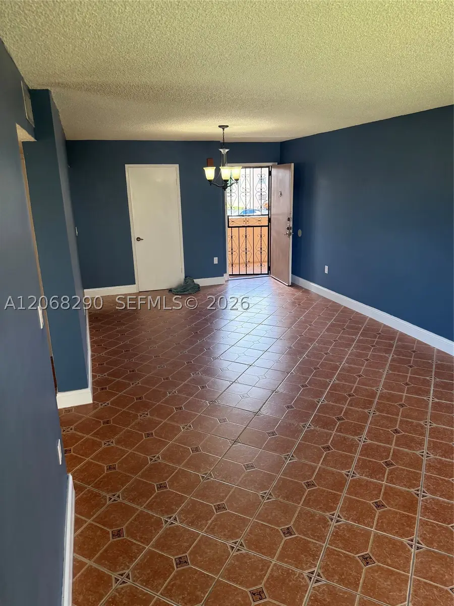 702 NW 87th Ave #213, Miami, FL 33172 - #2