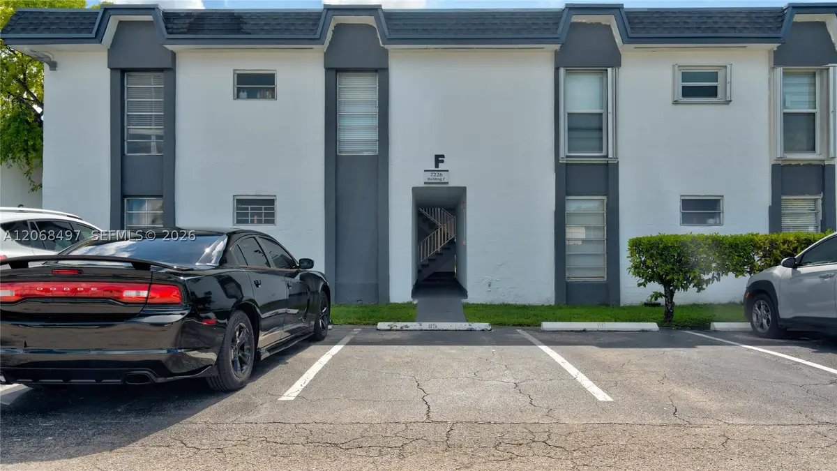 7226 SW 94th Pl #F8, Miami, FL 33173 - #1