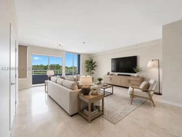 3250 Grand Ave #406, Miami, FL 33133