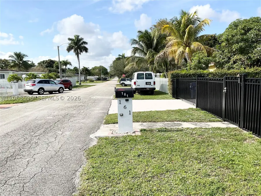 161 NW 145th St, Miami, FL 33168 - #2