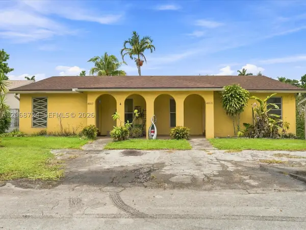 4815 SW 65th Way, Davie, FL 33314