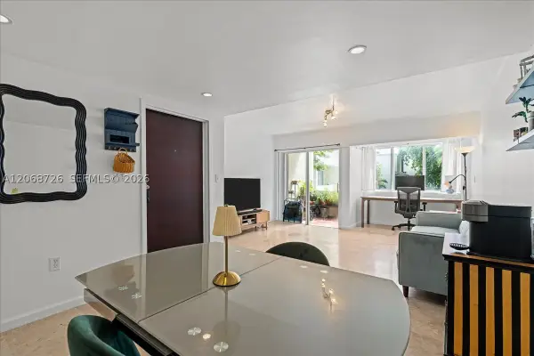 1914 SW 17th Ave #24, Miami, FL 33145