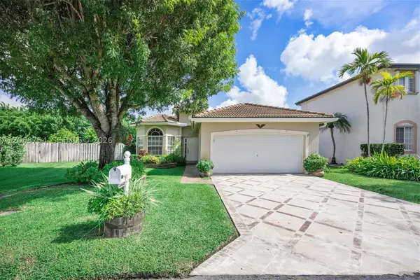 2835 SE 4th Pl, Homestead, FL 33033