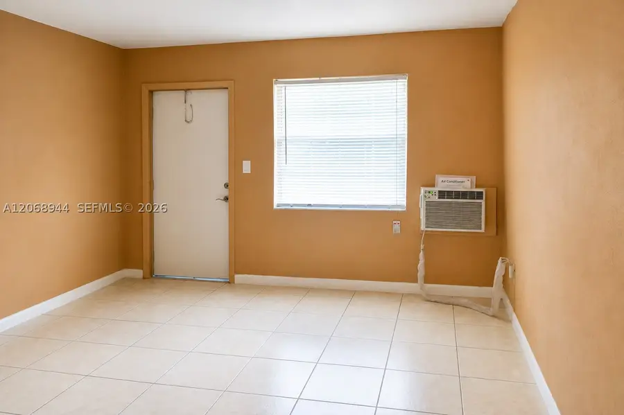 119 NW 3rd St, Hallandale Beach, FL 33009 - #3