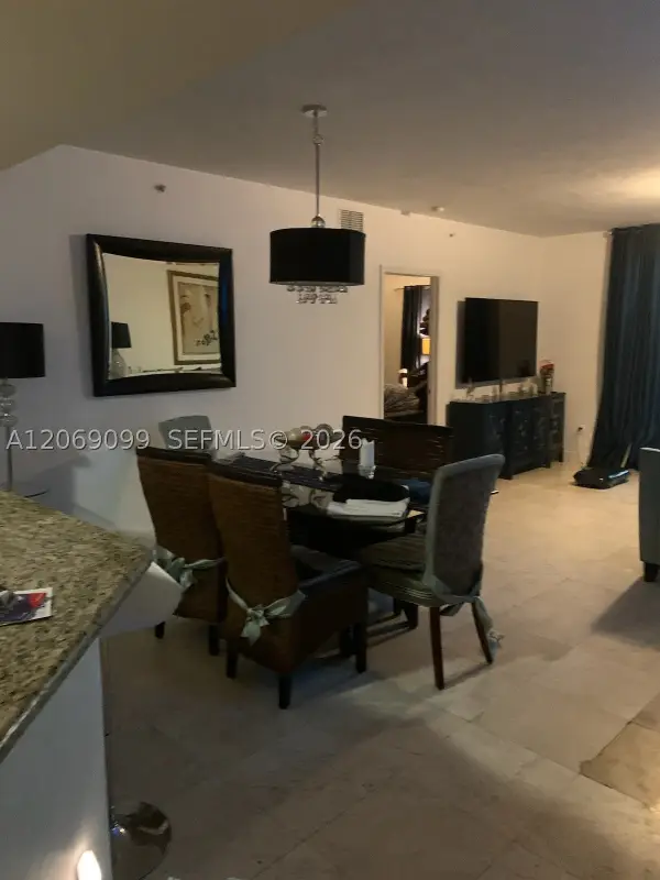 15051 Royal Oaks Ln #1005, North Miami, FL 33181