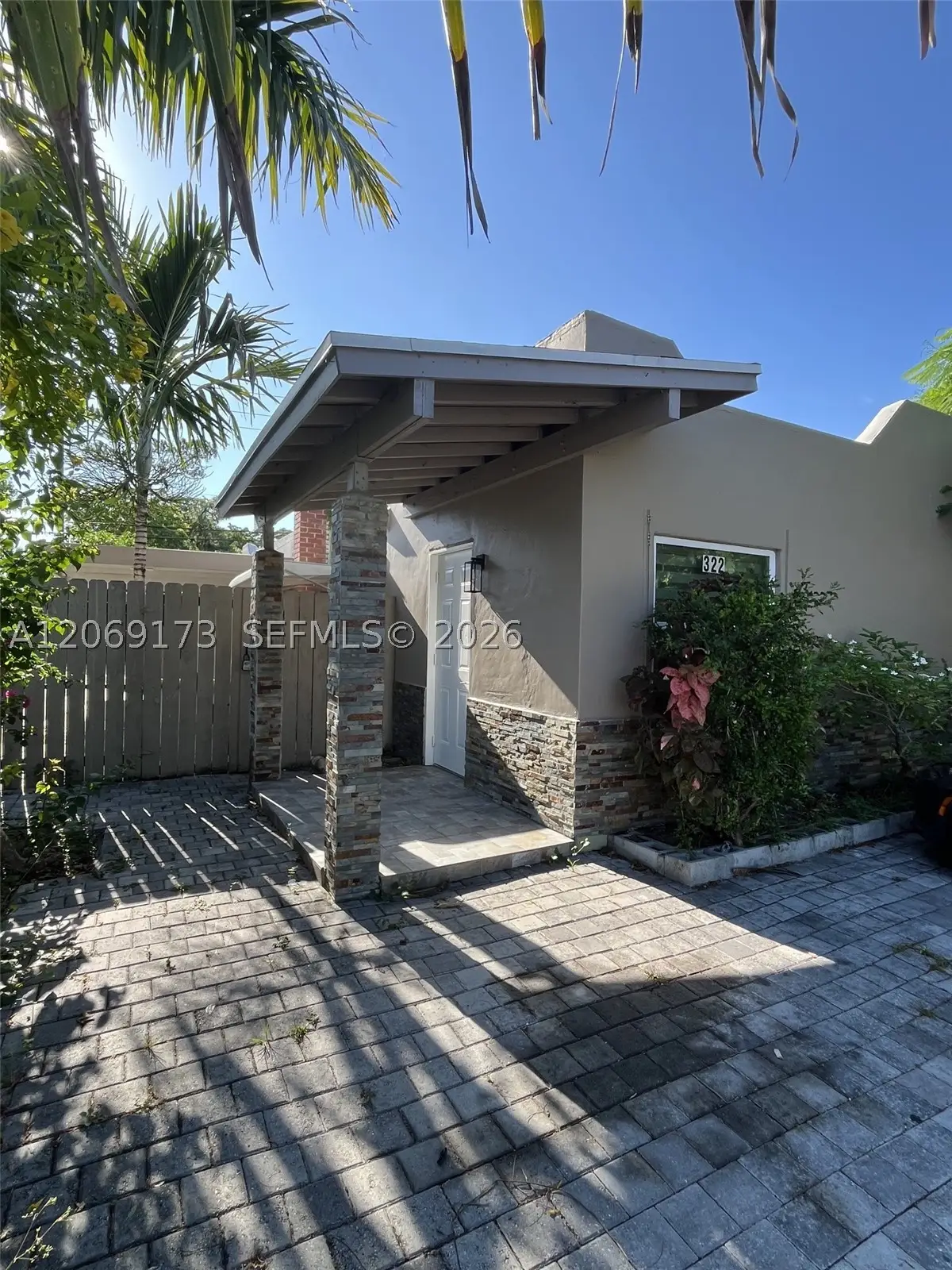 322 Jackson Ave, Lake Worth, FL 33463 - #1