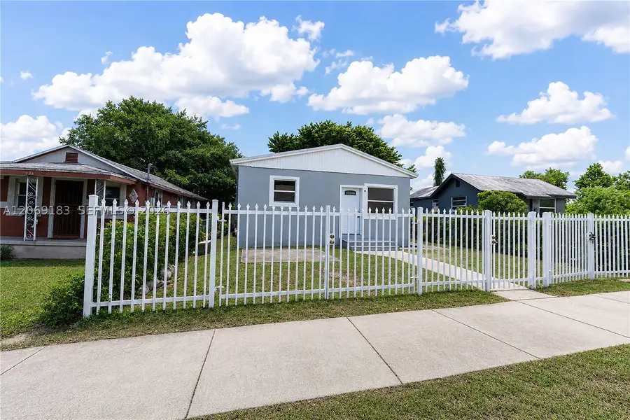 1780 NW 73rd St, Miami, FL 33147 - #2