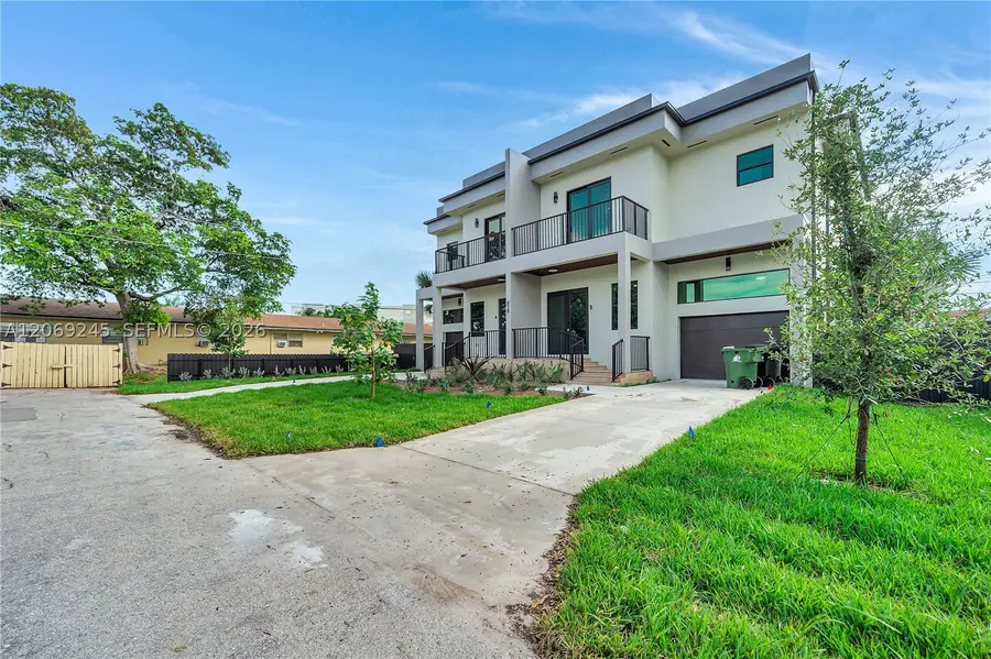 828 NE 14th St, Fort Lauderdale, FL 33304 - #3