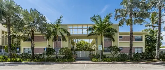 350 S Shore Dr #15, Miami Beach, FL 33141 - #1