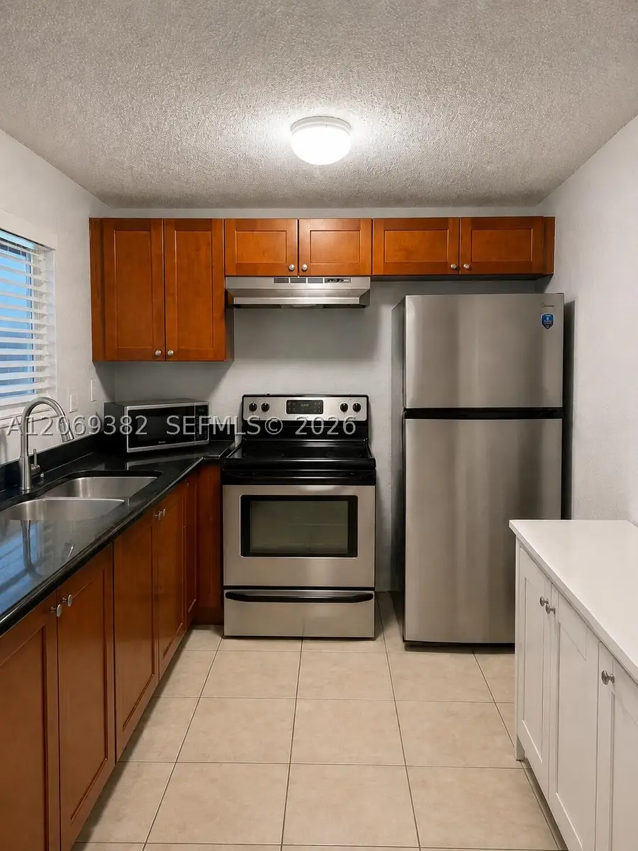 4251 NW 5th St #131, Plantation, FL 33317 - #2