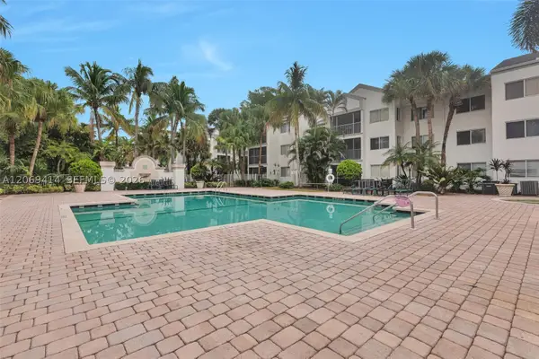 5760 Rock Island Rd #339, Tamarac, FL 33319