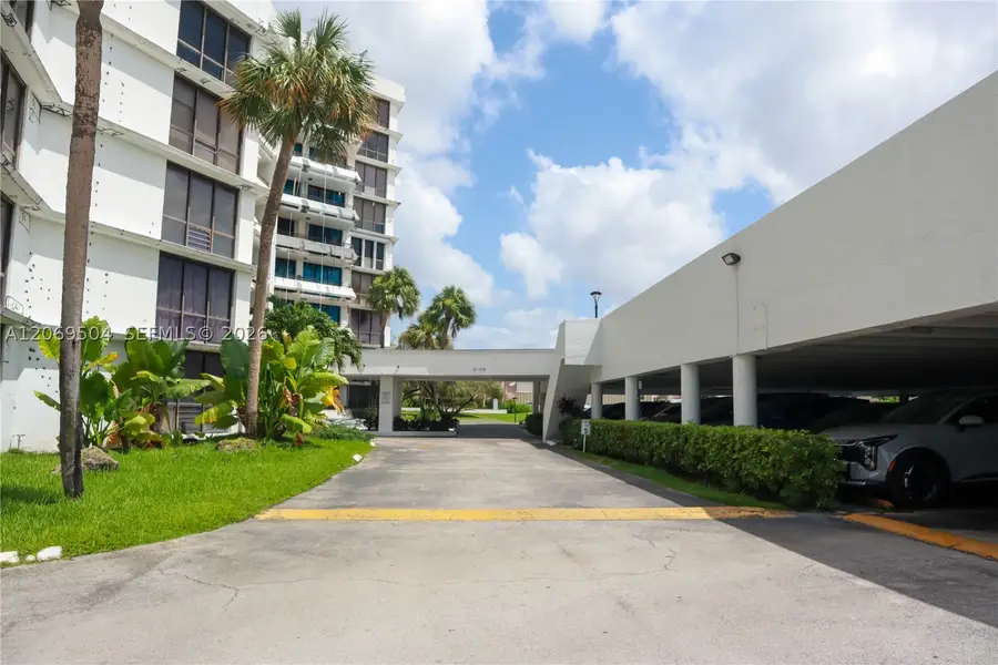 13951 Kendale Lakes Cir #310A, Miami, FL 33183 - #2