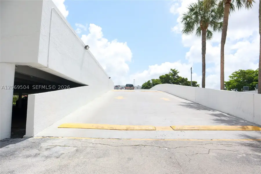 13951 Kendale Lakes Cir #310A, Miami, FL 33183 - #3
