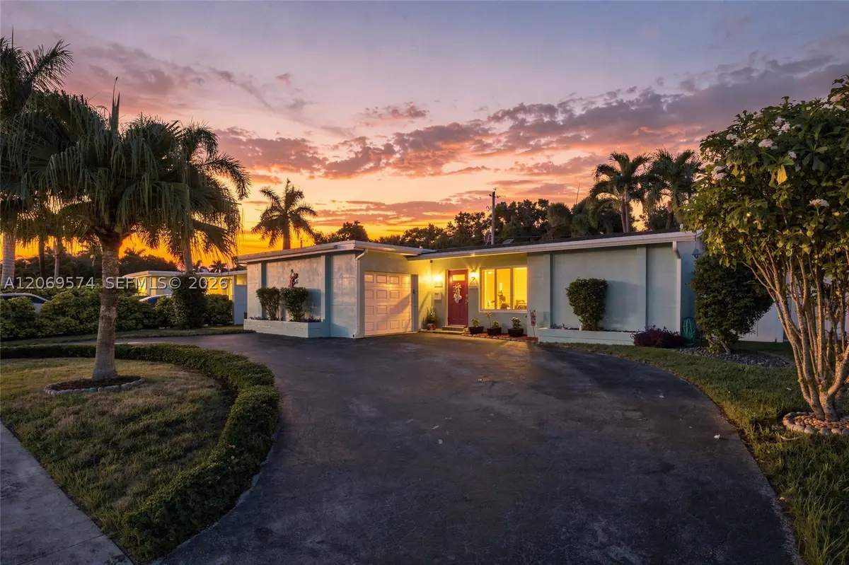 2250 NW 81st Ave, Sunrise, FL 33322 - #1