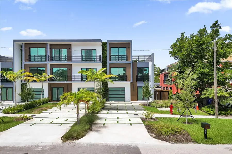 1821 NE 26th Ave, Fort Lauderdale, FL 33305 - #2