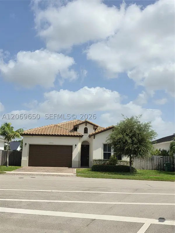 14941 SW 174th St, Miami, FL 33187