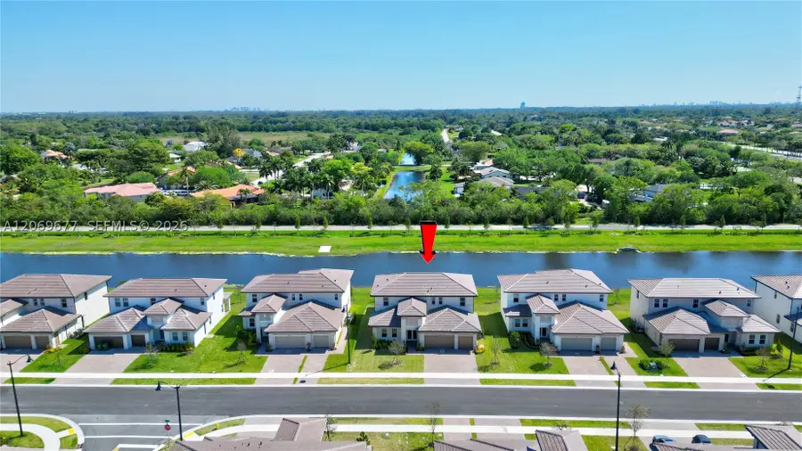 4390 SW 122nd Ter, Davie, FL 33330 - #2
