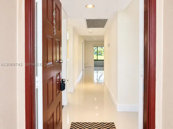 500 SW 130th Ter #109A, Pembroke Pines, FL 33027