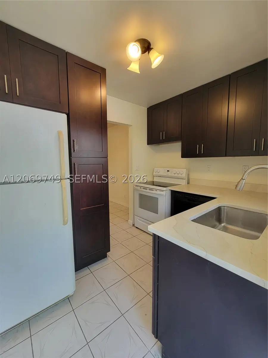 1425 Arthur St #101A, Hollywood, FL 33020 - #2