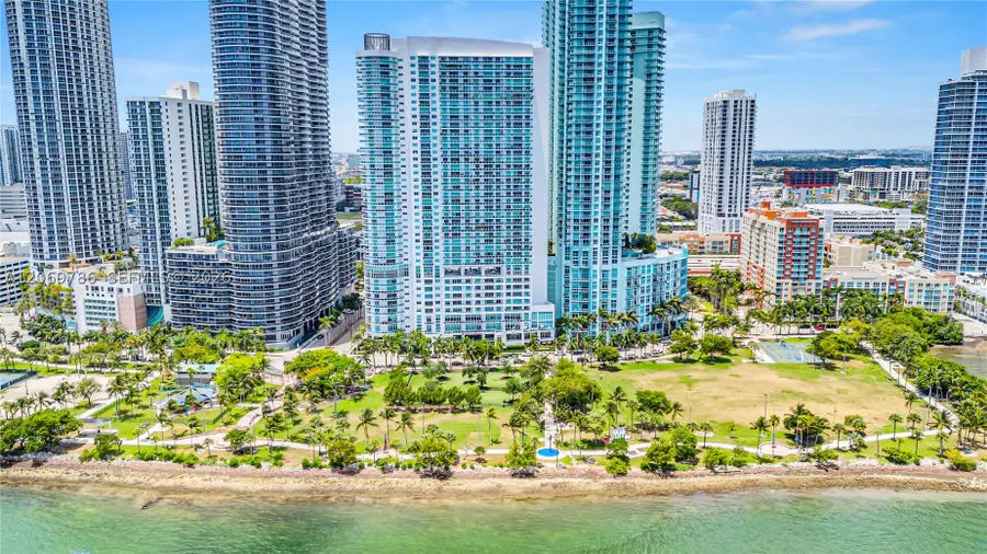 1800 N Bayshore Dr #809, Miami, FL 33132 - #3
