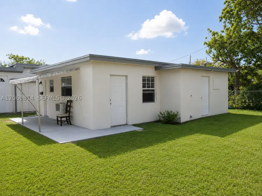 325 NE 108th St, Miami, FL 33161 - #2