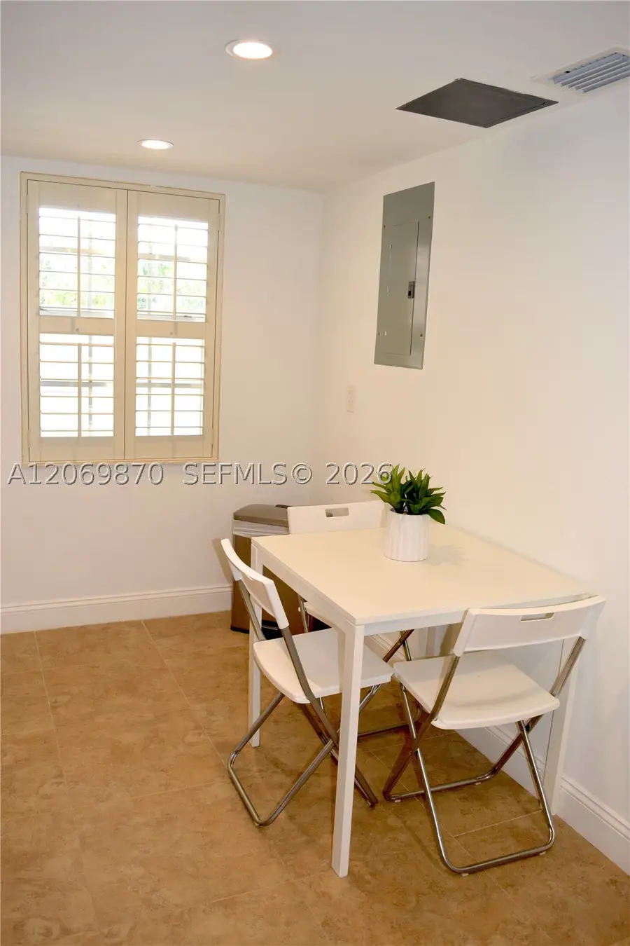 3970 Oaks Clubhouse Dr #306, Pompano Beach, FL 33069 - #3