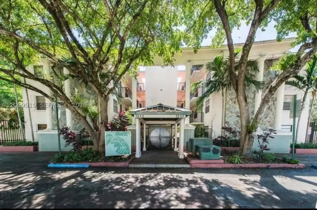 3240 Mary St #S202, Coconut Grove, FL 33133 - #1