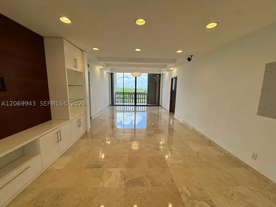 90 Edgewater Dr #PH15, Coral Gables, FL 33133 - #3