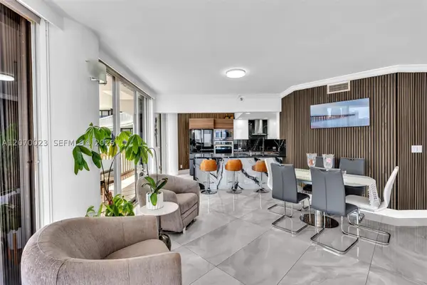 3000 Island Blvd #1106, Aventura, FL 33160