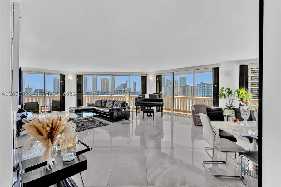 3000 Island Blvd #1106, Aventura, FL 33160 - #2