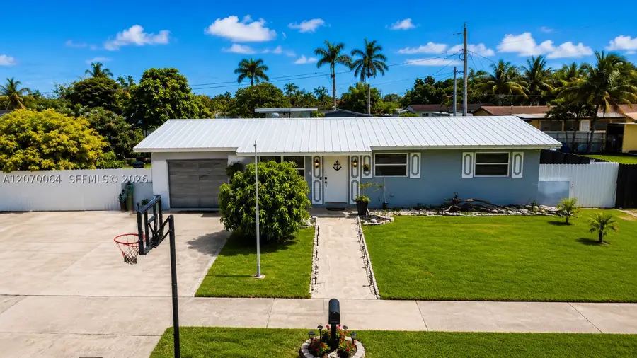 19221 SW 319th St, Homestead, FL 33030 - #3