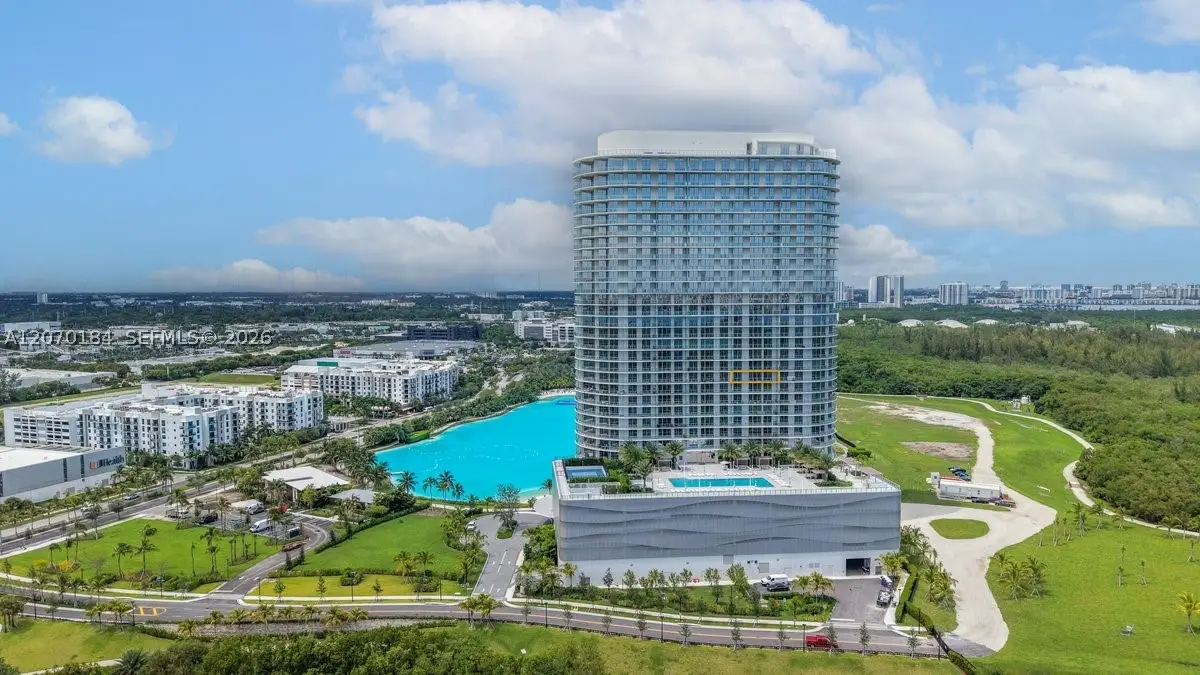 2411 Laguna Cir #1402, Miami, FL 33181 - #1