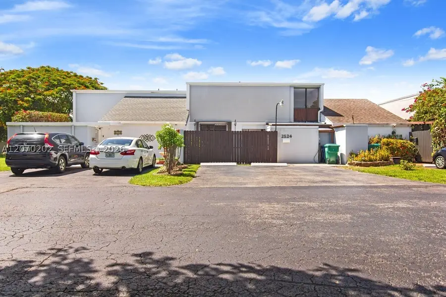 2524 SW 122nd Ct, Miami, FL 33175 - #2