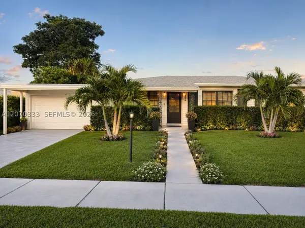 826 Cochran Dr, Lake Worth, FL 33461