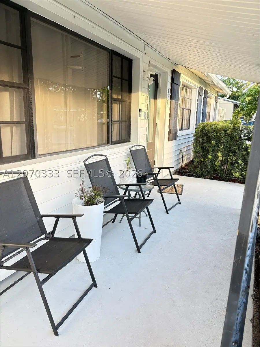 826 Cochran Dr, Lake Worth, FL 33461 - #3