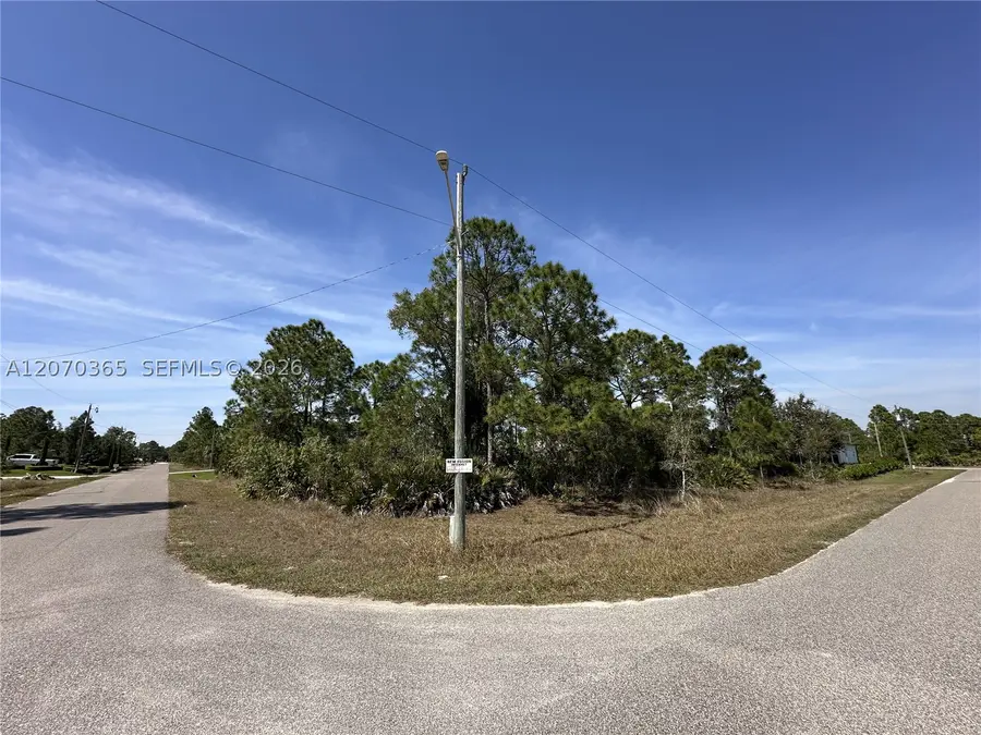 2900 33rd St W, Lehigh Acres, FL 33971 - #3