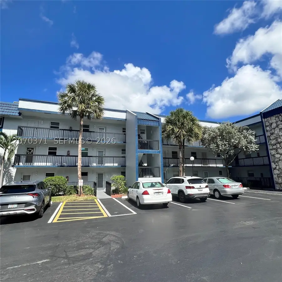 3170 Holiday Springs Blvd #6-105, Margate, FL 33063 - #2