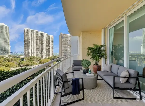 2475 Brickell Ave #804, Miami, FL 33129