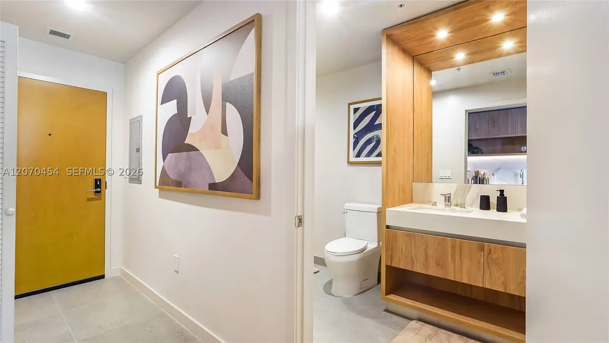 11 NE 6th St #808, Miami, FL 33132 - #1
