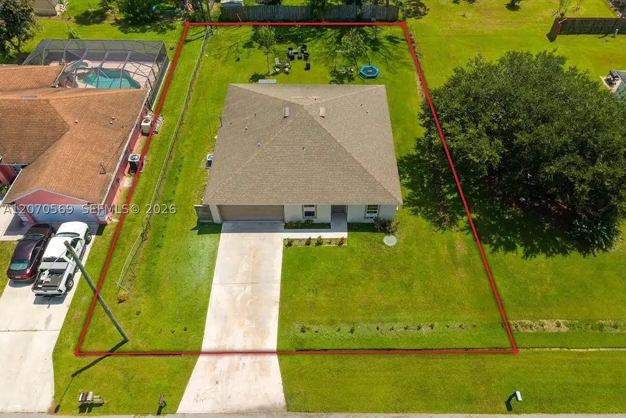 1671 SE Seashore Ln, Port Saint Lucie, FL 34983 - #3